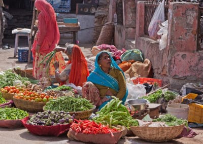 Asie Inde Deogarh femme fruits et légumes