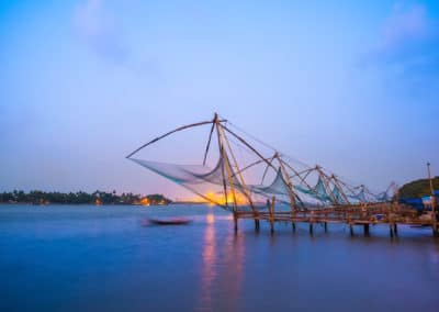 Asie Inde Kerala Kochi filets de pêche crépuscule