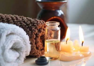 Spa huiles essentielles serviettes bougie aromatiques