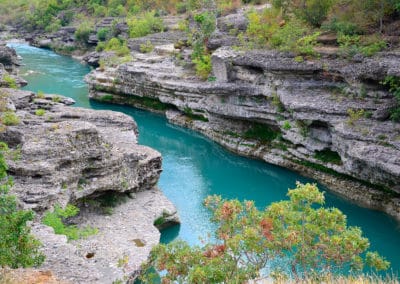 Albanie Vjose rivière Permet District