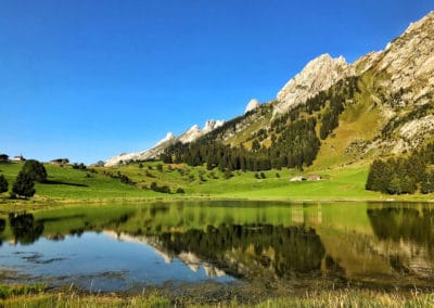 France Alpes Aravis Lac de Confin La Clusaz lac montagne