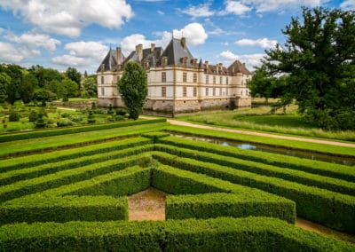 France Bourgogne château beau jardin