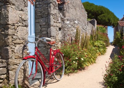 France Noirmoutier village vélo rouge