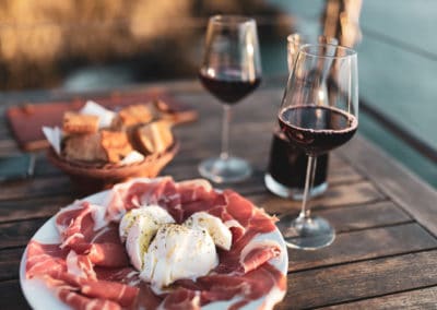 Italie apéro vin terrasse