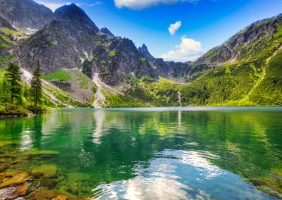 Pologne Tatras lac magnifique vert montagne