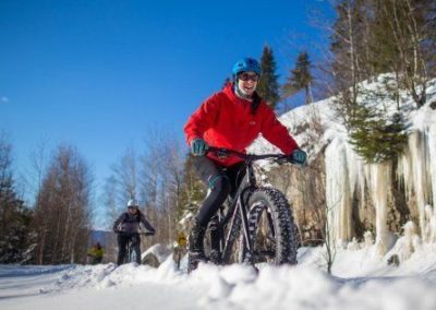 Essayez le fat bike à l'occasion d'un séjour multi-activités nature dans les écrins