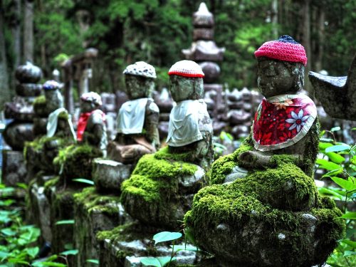 Koyasan,Meditation,With,Kobo,Daishi,In,Okuno-in,On,Pilgrimage,And